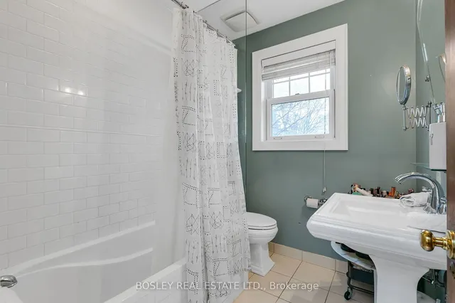 Additional image 30 of 60 Fairlawn Ave