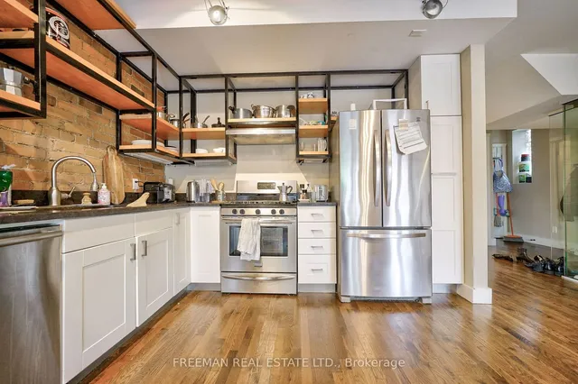 Additional image 6 of 565 Markham St