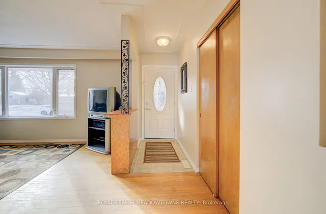 Additional image 4 of 336 Vanier Dr