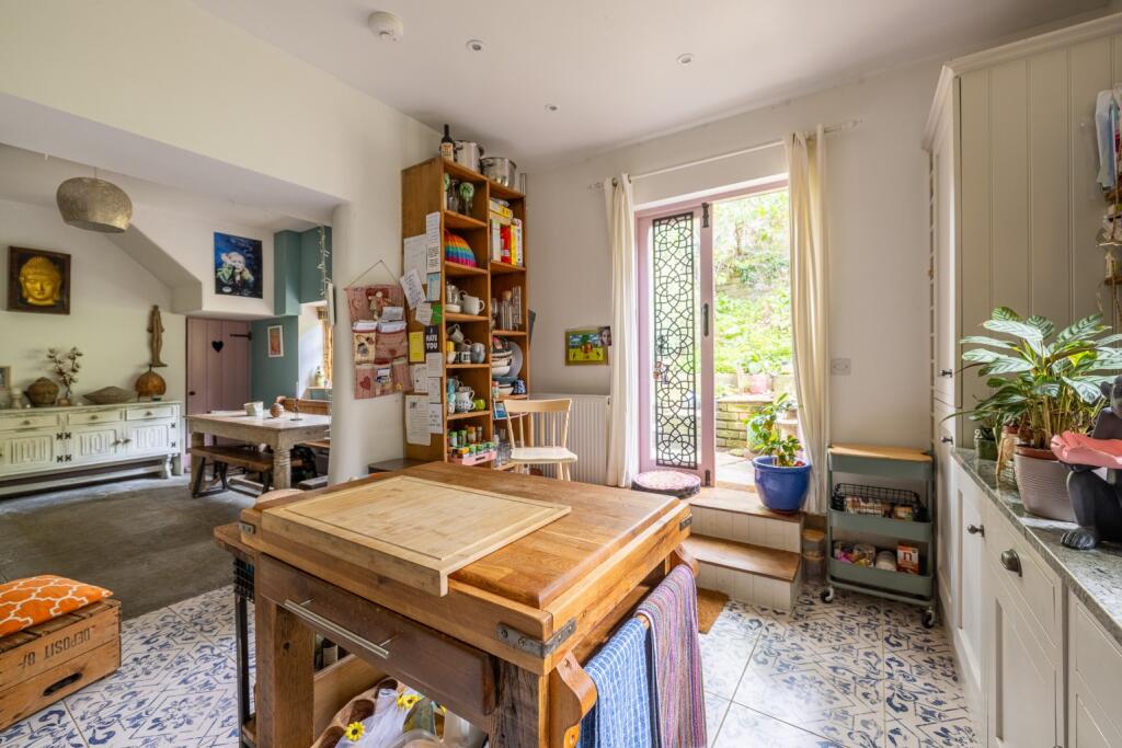 Additional image 15 of The heart of Glastonbury