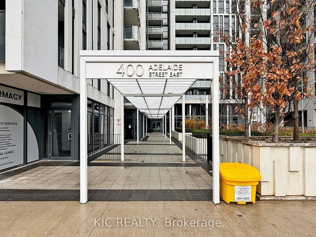 Additional image 3 of 400 Adelaide St Unit 107