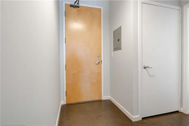 Additional image 3 of 404 King St Unit 104