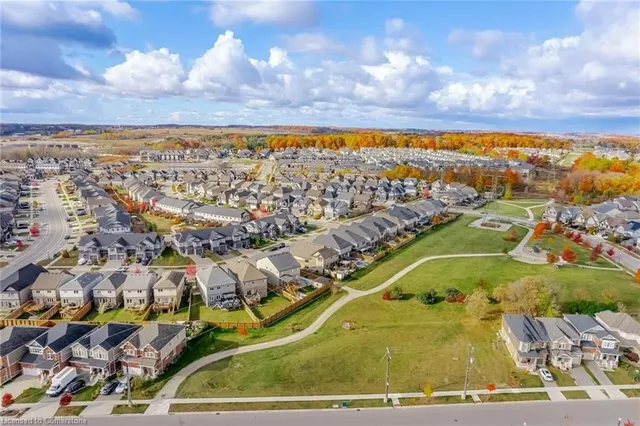 Additional image 32 of 63 Netherwood Rd