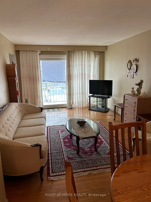 Additional image 11 of 65 Primula Cres