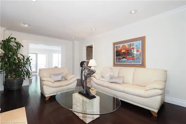 Additional image 7 of 718 Rockway Dr