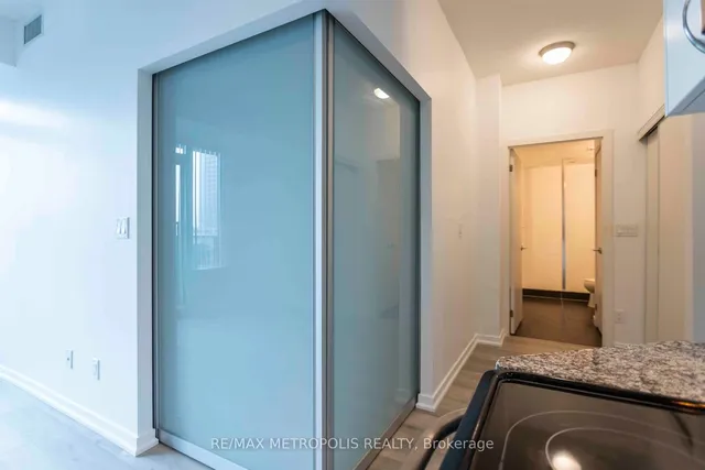 Additional image 7 of 55 East Liberty St Unit 717