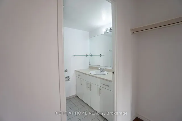 Additional image 24 of 10 Markbrook Lane Unit 1204