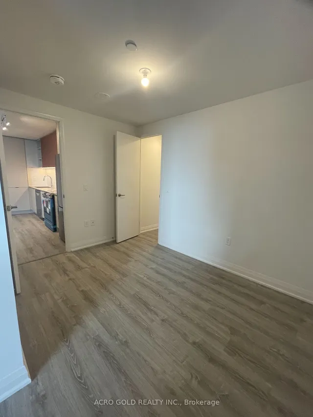 Additional image 7 of 10 Gibbs Rd Unit 712