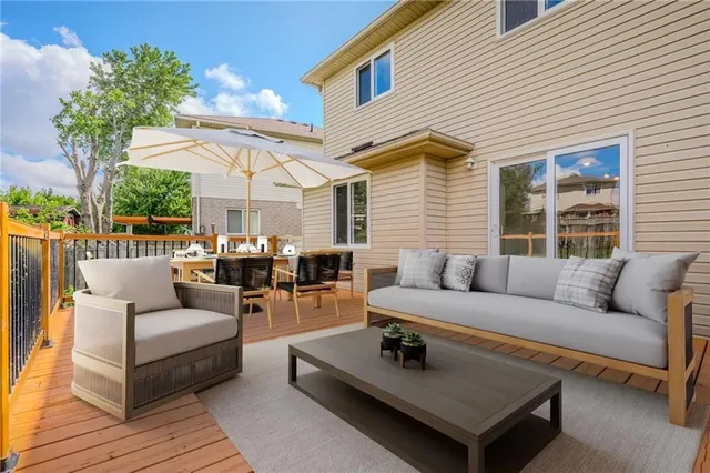 Additional image 3 of 382 WAKE ROBIN Cres