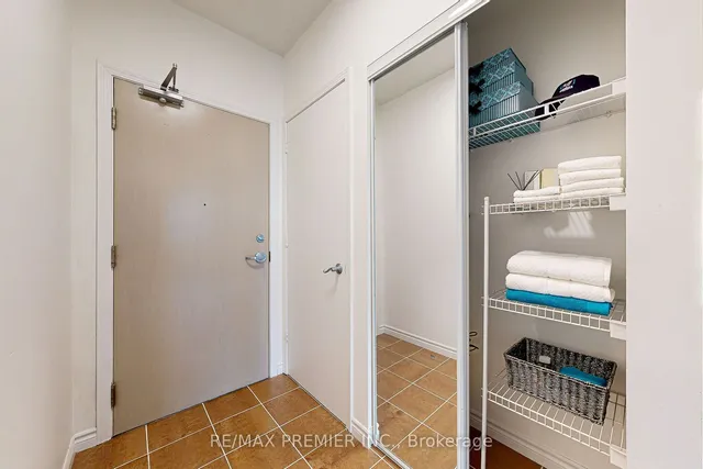 Additional image 4 of 60 Byng Ave Unit 1002