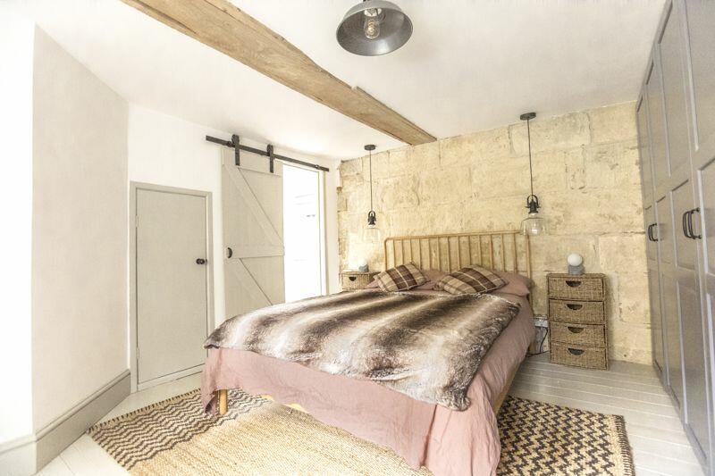 Additional image 27 of Holt