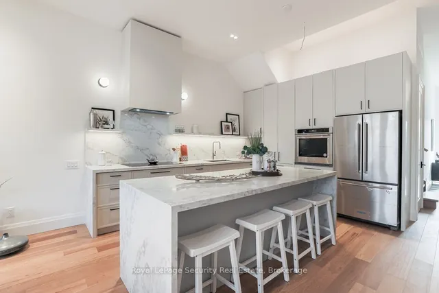 Additional image 8 of 604 Ridelle Ave