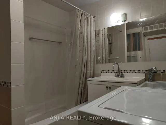 Additional image 18 of 190 Santamonica Blvd