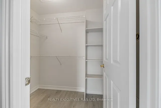 Additional image 25 of 1 Leaside Park Dr Unit 709