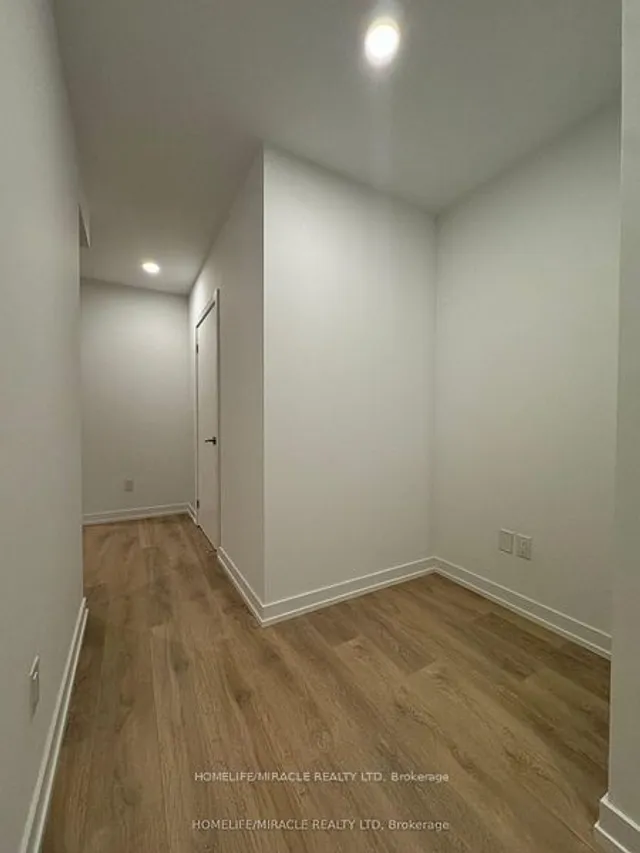 Additional image 4 of 1100 Sheppard Ave Unit 1515