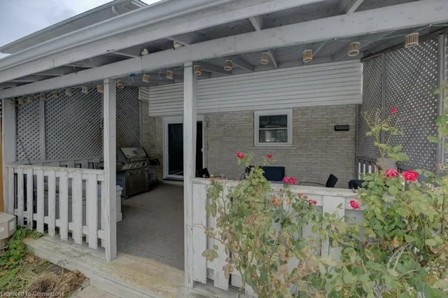 Additional image 20 of 29 Selkirk Dr