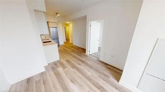 Additional image 7 of 15 Wellington St Unit 1704