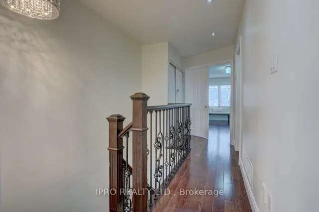 Additional image 26 of 16 B Leaside Park Dr Unit 47