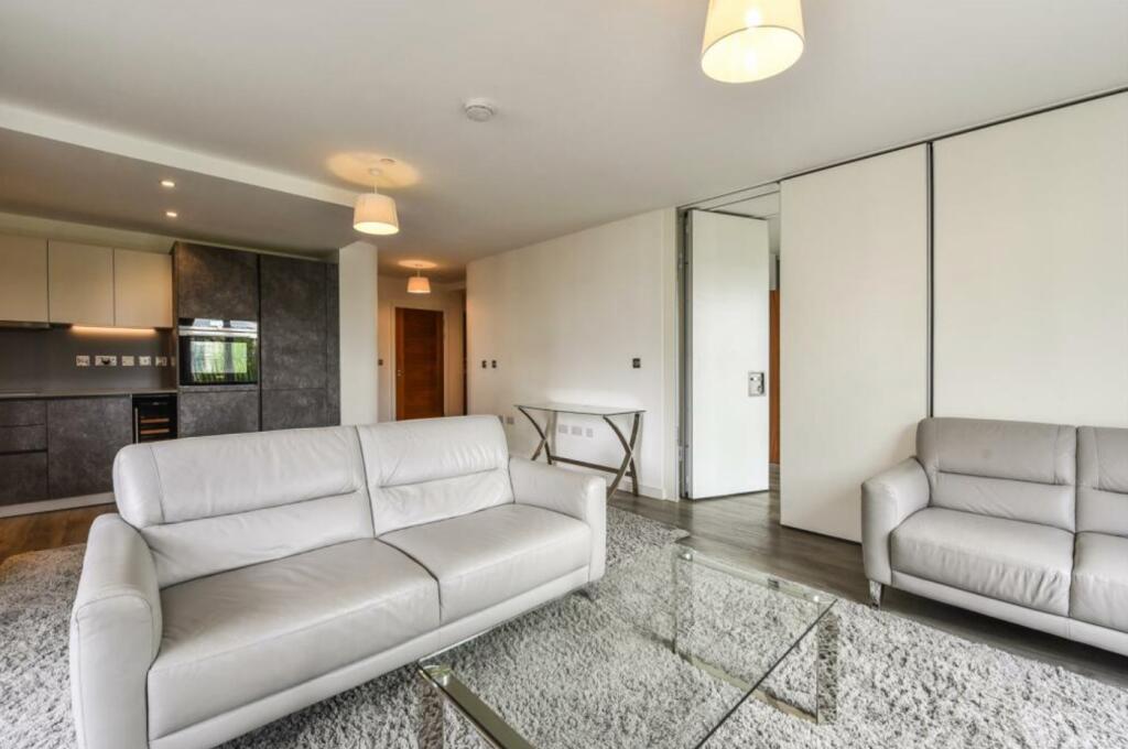 Additional image 2 of Victoria Bridge Road, Bath