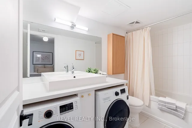 Additional image 24 of 437 Roncesvalles Ave Unit 219