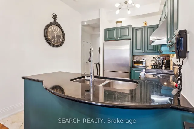 Additional image 12 of 99 Avenue Rd Unit 1006