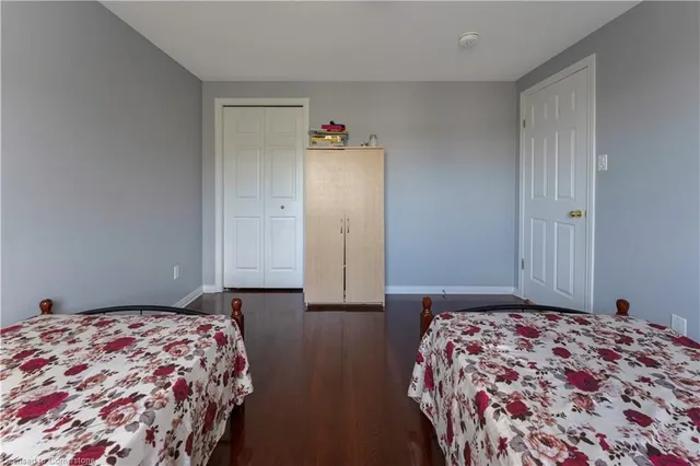 Additional image 16 of 53 Sandwell Crt