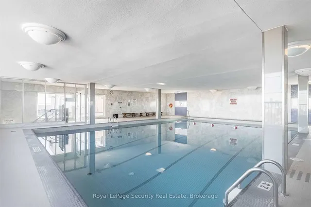 Additional image 5 of 360 Ridelle Ave Unit 901