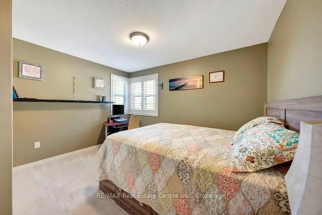 Additional image 14 of 16 Woodsmere Dr