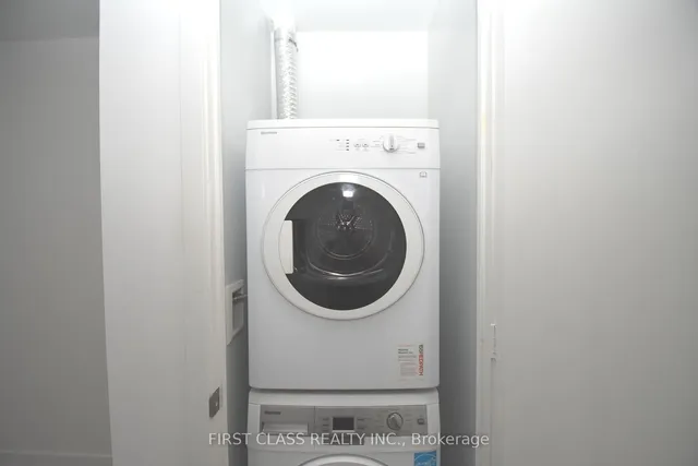 Additional image 7 of 185 Roehampton Ave Unit 2712