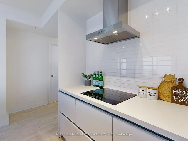 Additional image 11 of 2221 YONGE St Unit 5109