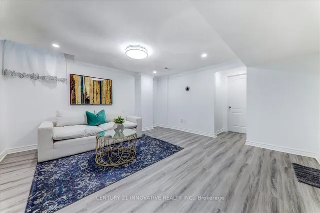Additional image 32 of 39 Birrell Ave