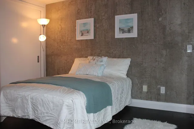 Additional image 14 of 224 King St Unit 1003