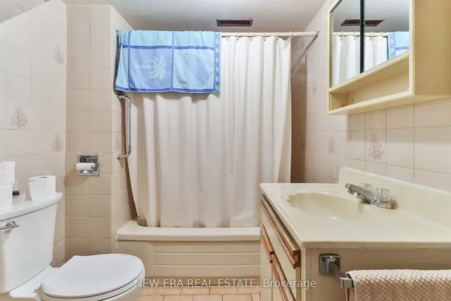 Additional image 25 of 27 Dell Park Ave