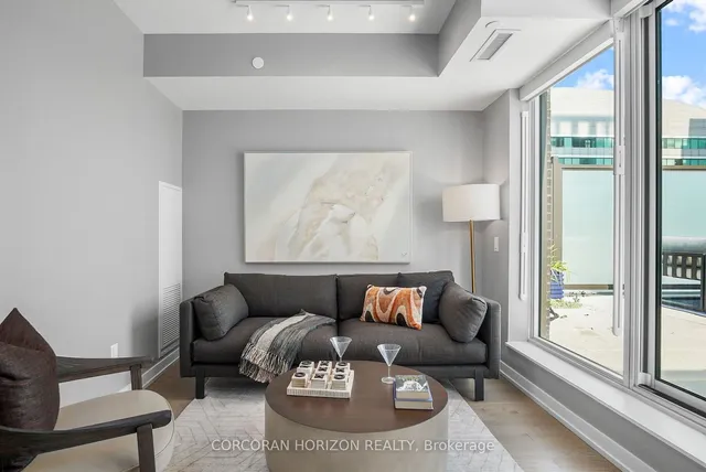 Additional image 31 of 55 Duke St Unit 426