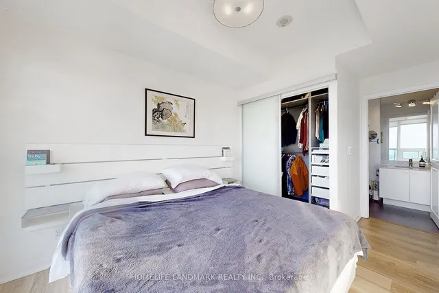 Additional image 10 of 150 East Liberty St Unit 2805