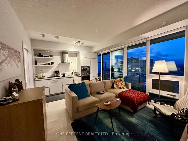 Additional image 17 of 2221 Yonge St Unit 3711