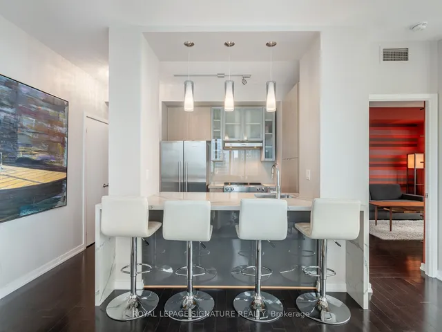Additional image 7 of 33 Lombard St Unit 3401