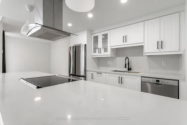 Additional image 4 of 60 Southport St Unit 818