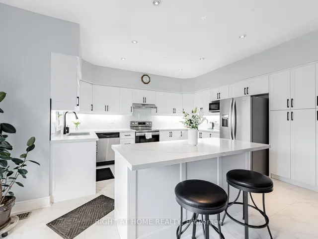 Additional image 11 of 34 Loggerhead Grve