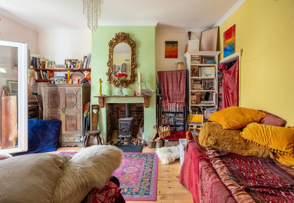 Additional image 6 of Central Glastonbury