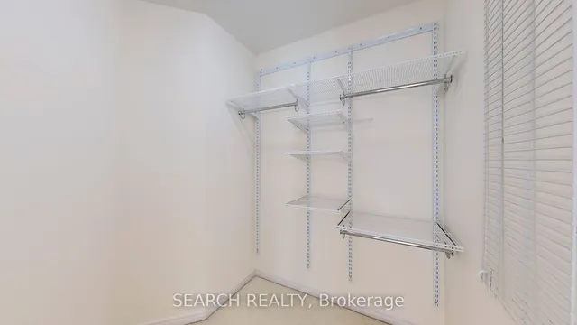 Additional image 19 of 10 Yonge St Unit 413