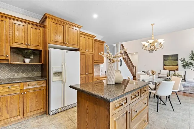 Additional image 15 of 413 Falconridge Dr