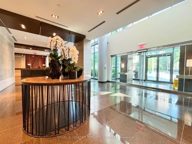 Additional image 35 of 77 Charles St Unit 802