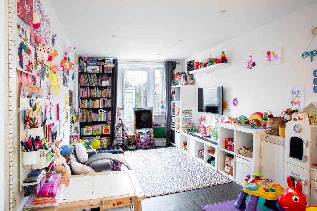 Additional image 8 of Oxendale, Street