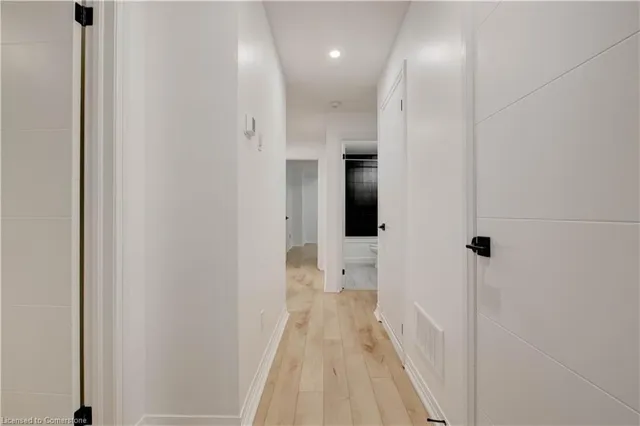 Additional image 25 of 261 Woodbine Ave Unit 71