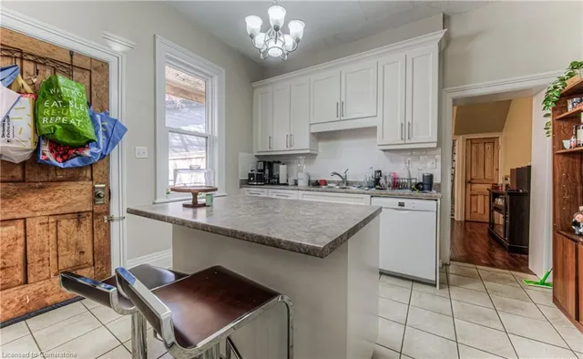 Additional image 38 of 111-113 Joseph St