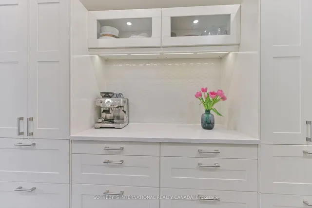 Additional image 10 of 37 Dupont St