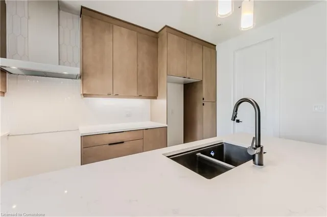 Additional image 9 of 14 Carina St