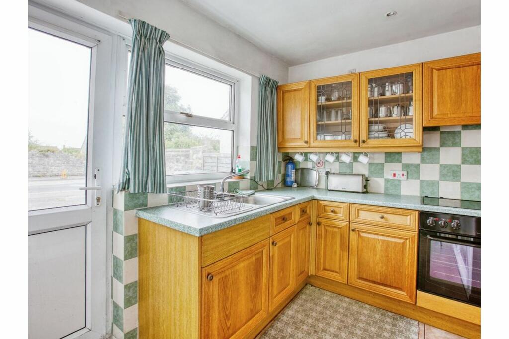 Additional image 2 of Bere Lane, Glastonbury, BA6