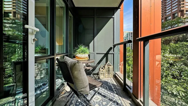 Additional image 23 of 32 Davenport Rd Unit 313